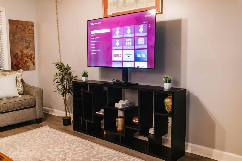 شقة Cozy 3-Bed Athens Getaway, Right Near Uga! المظهر الخارجي الصورة