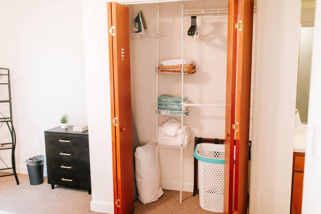 شقة Cozy 3-Bed Athens Getaway, Right Near Uga! المظهر الخارجي الصورة