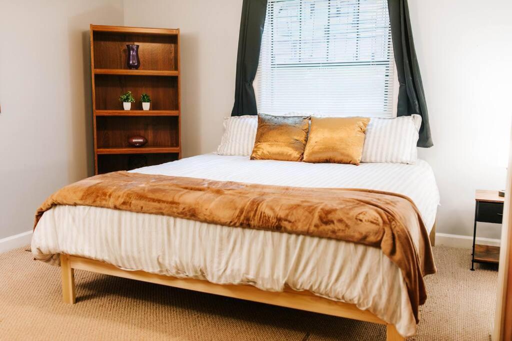 شقة Cozy 3-Bed Athens Getaway, Right Near Uga! المظهر الخارجي الصورة